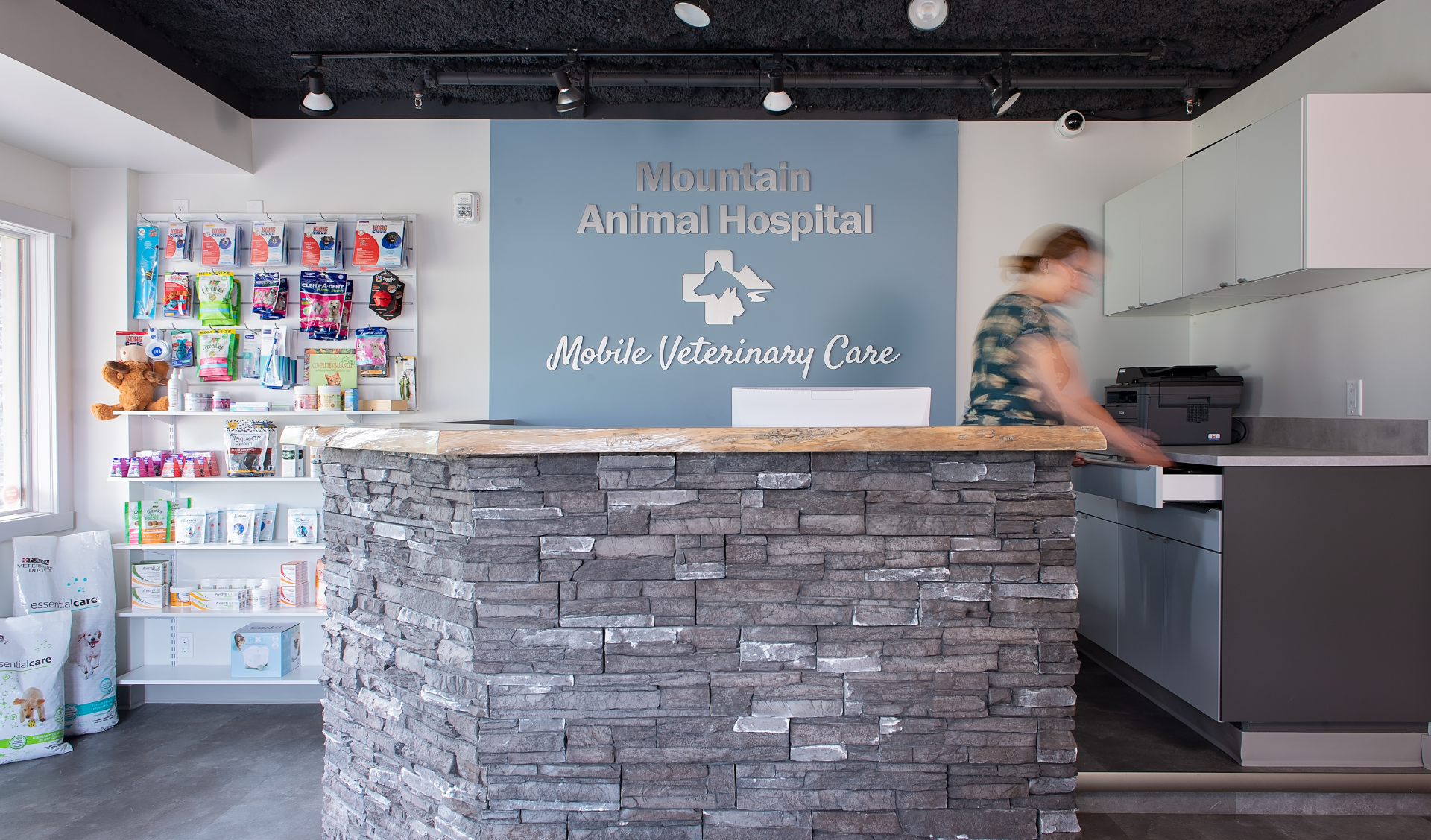ACS Health Care Project - Mountain Vet Hospital - Canmore, Alberta - front desk